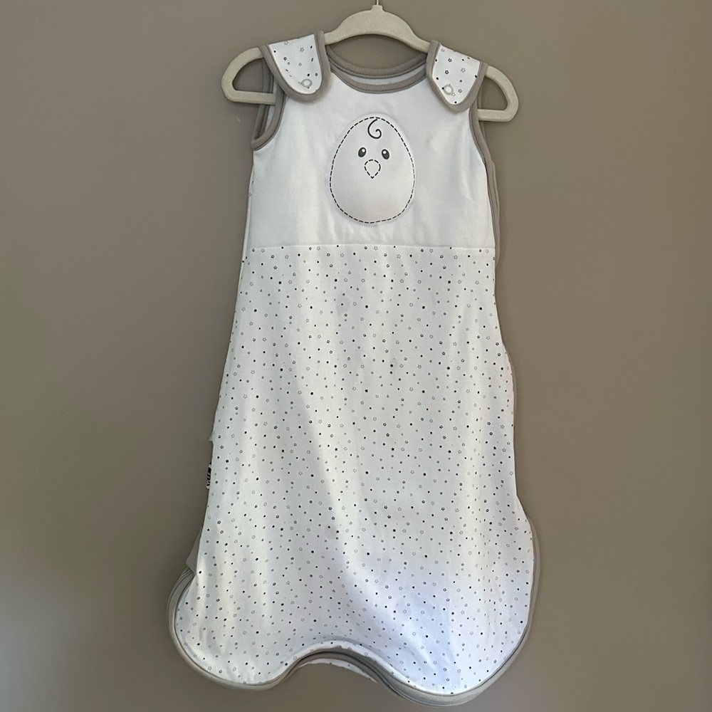 Nested Bean Zen Sack with Gray Stars